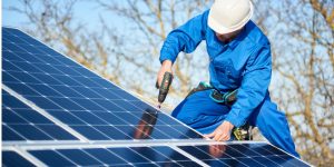 Installation Maintenance Panneaux Solaires Photovoltaïques à Luchat
